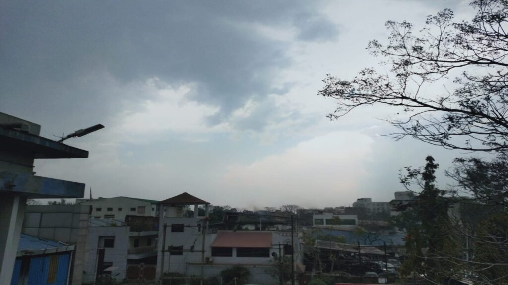 झारखंड में चार फरवरी तक छाये रहेंगे बादल, पांच से गिरेगा तापमान, आठ तक ठंड से राहत के संकेत