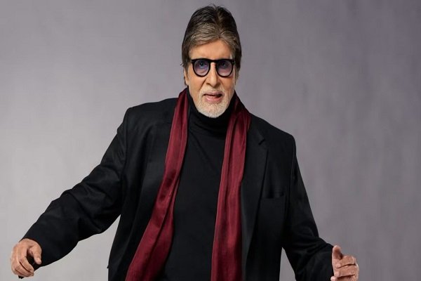 अमिताभ बच्चन का ट्वीट: धरती गोल, लेकिन वफादार व्यक्ति कहां?