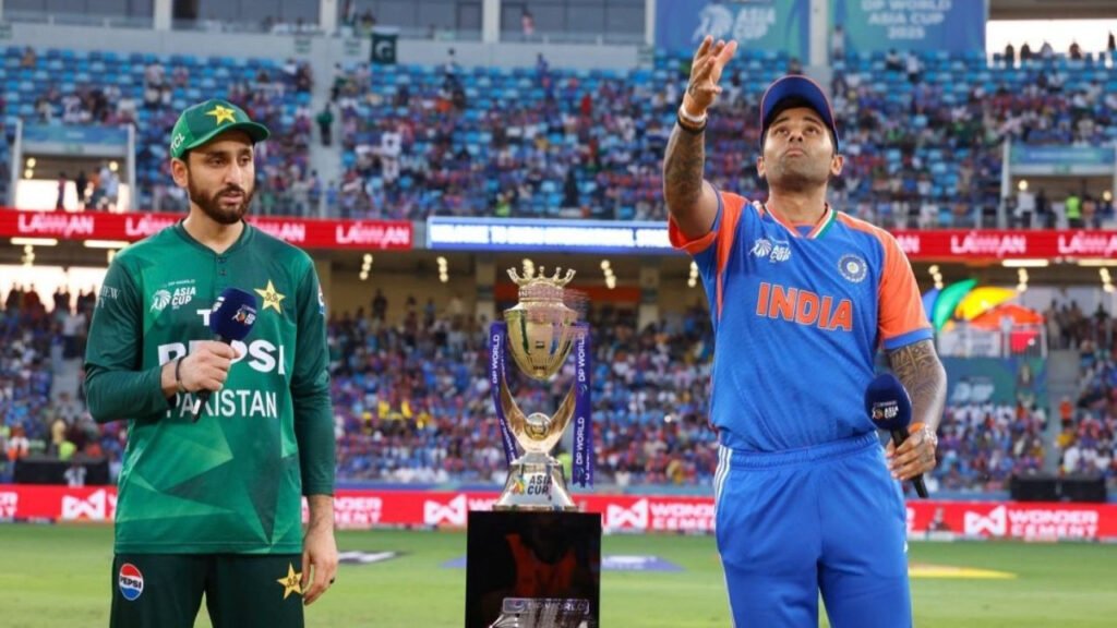 IND vs PAK: भारत-पाकिस्तान के बीच होली के दिन होगी सबसे बड़ी टक्कर! जानें टी20 वर्ल्ड कप में कैसे बनेगा सेमीफाइल का समीकरण? | ICC T20 World Cup 2026 India vs Pakistan clash on holi ind vs pak semifinal