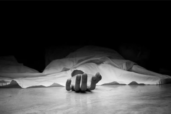 डायन-बिसाही के शक में एक परिवार के तीन सदस्यों की हत्या, नाबालिग बेटी घायल।