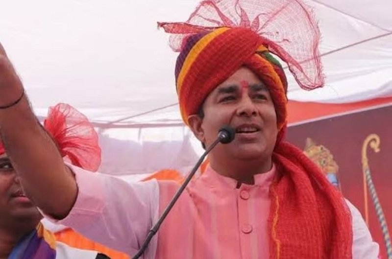 बिजेपी नेता संगीत सोम का कड़ा बयान, “जो खोला क़मीनई को नहीं बचा सके”