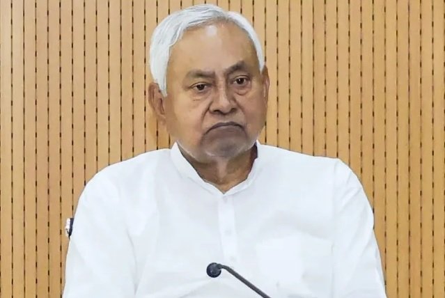 नीतीश कुमार ने बिहार के मुख्यमंत्री पद से इस्तीफा दिया