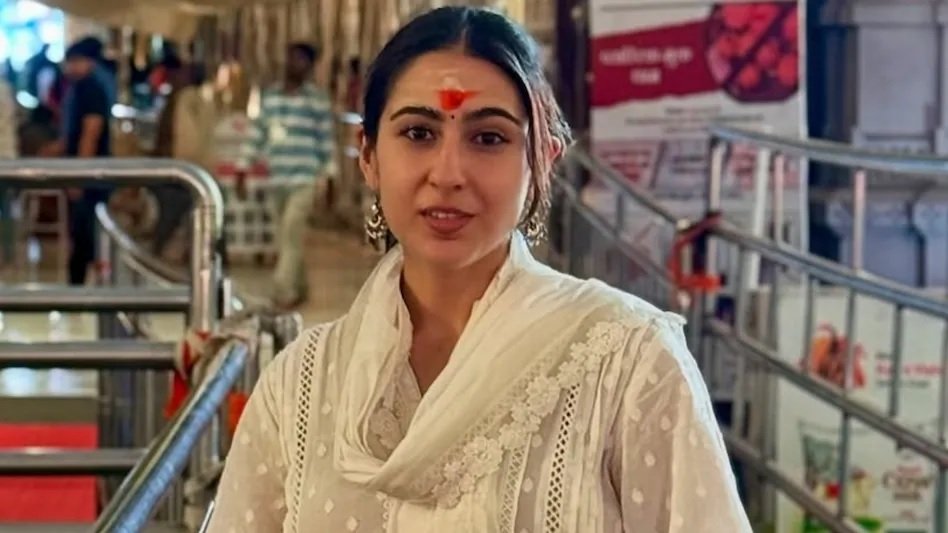 I am Sanatani Sara Ali Khan have submit affidavit for Char Dham Yatra says Temple President | मैं सनातनी हूं...चार धाम यात्रा पर सारा अली खान को देना होगा एफ‍िडेविट, बोले