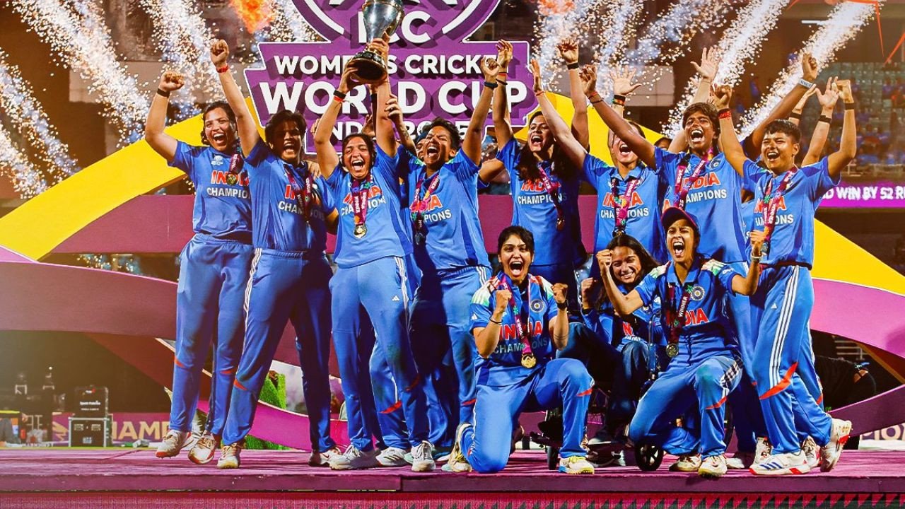 भारतीय महिला टीम ने रचा इतिहास, 'लॉरियस अवॉर्ड' के लिए नॉमिनेट होने वाली दुनिया की पहली महिला क्रिकेट टीम बनी | ODI World Cup winner Indian women team nominated for Laureus Award