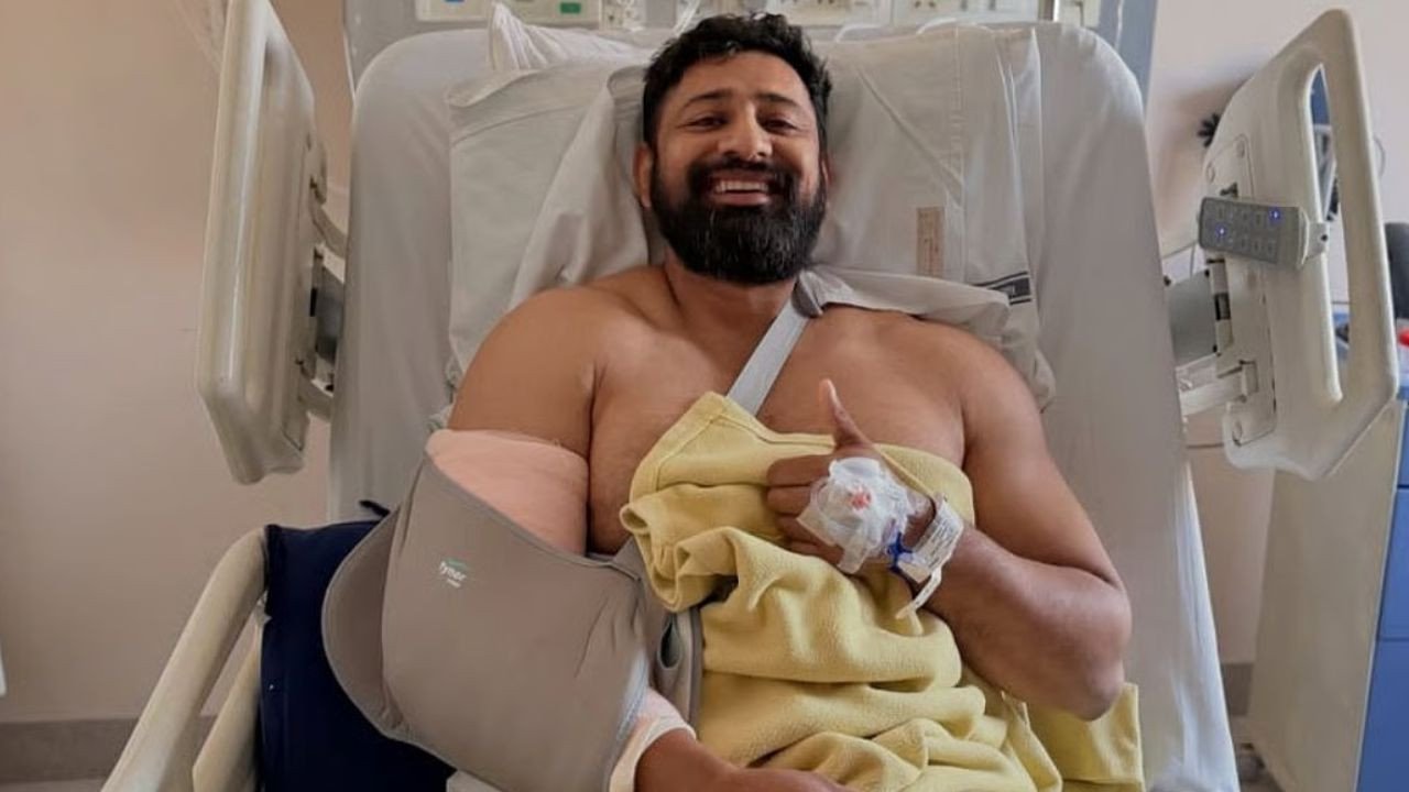 अस्पताल के बेड पर लेटे हुए 'द 50' फेम रजत दलाल ने डाली फोटो, फैंस हैरान, जानें आखिर क्या हुआ | The 50 Show fame Rajat Dalal Hospitalised After Injury In Gives Health Update With Medical Report