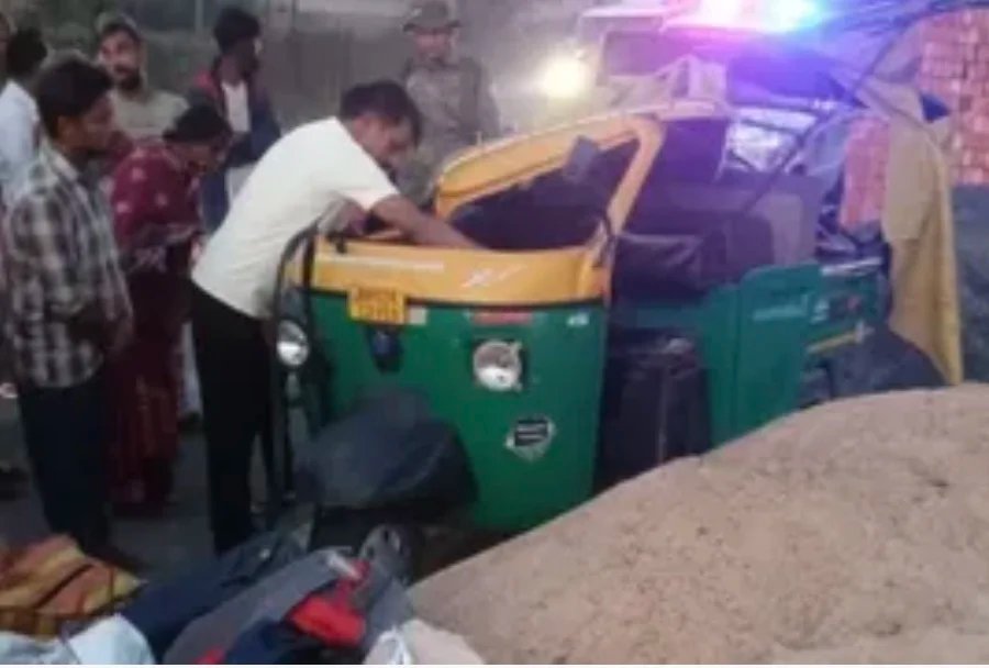 कोडरमा में ऑटो दुर्घटना, मुंबई से लौटते समय 5 प्रवासी मजदूर घायल, एक की स्थिति गंभीर