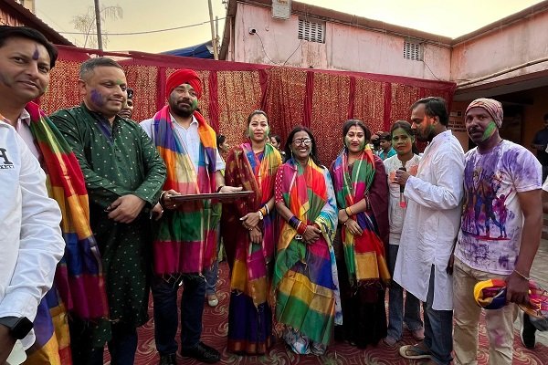 जमशेदपुर में होली मिलन समारोह ने सांस्कृतिक विविधता प्रस्तुत की, नशामुक्ति का किया आग्रह।