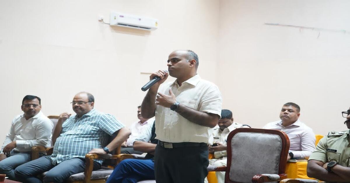 जमशेदपुर समाचार: ईद, सरहुल, हिंदू नववर्ष और रामनवमी पर बैठक, अफवाह फैलाने पर होगी कार्रवाई।