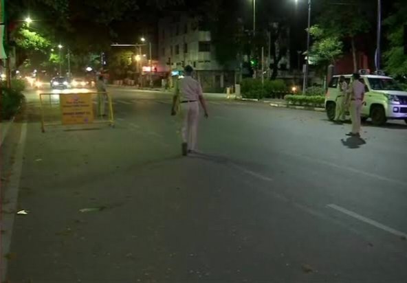 बंगाल चुनाव को लेकर अलर्ट मोड में झारखंड पुलिस, बॉर्डर पर चेकिंग तेज