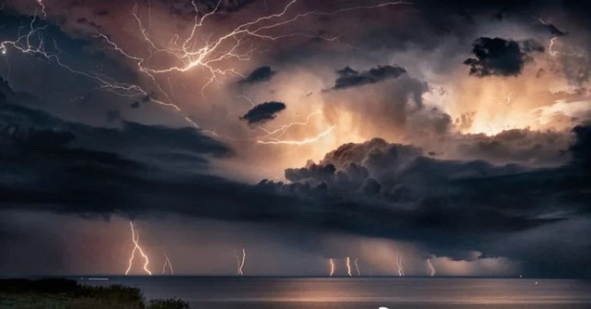 झारखंड में मौसम का बदलाव: ओले, आंधी और बिजली गिरने का डबल अलर्ट जारी