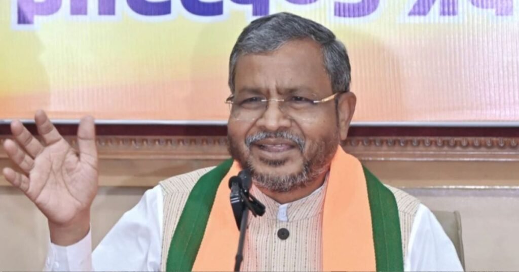 JHARKHAND POLITICAL NEWS: बाबूलाल मरांडी ने मुख्यमंत्री को लिखा पत्र, बुलेट प्रूफ वाहनों के इस्तेमाल को लेकर कह दी इतनी बड़ी बात