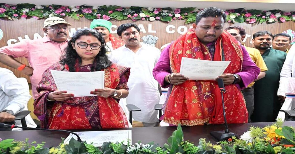 Bokaro News : चास में उपमहापौर के चुनाव में भाजपा की रणनीति फेल, पूजा कुमारी बनीं उपमहापौर