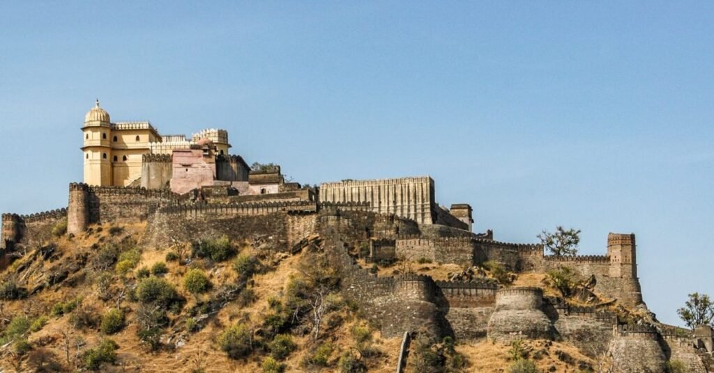 यात्रा वृतांत :  कुंभलगढ़ : देखने की नहीं, ठहरने वाली जगह