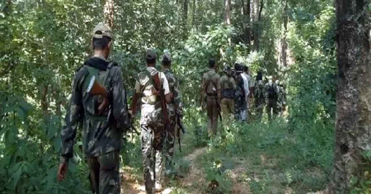 सारंडा में सुरक्षा बलों के दबाव से नक्सलियों में फूट, आधा दर्जन उग्रवादी आत्मसमर्पण की ओर बढ़े।