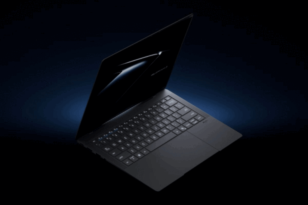 ASUS ExpertBook Ultra पर क्या 2.4 लाख रुपये खर्च करना सही डील है? जानें यहां