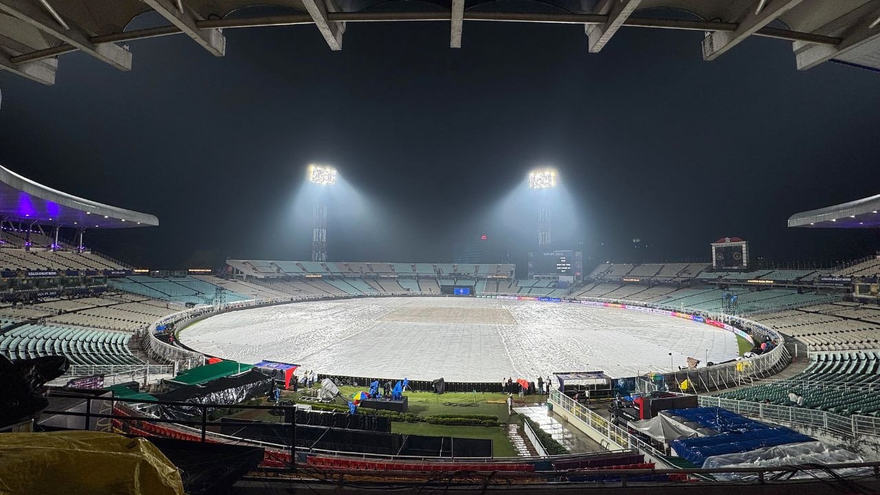 KKR vs LSG: क्या कोलकाता में लगातार दूसरा मैच चढ़ेगा बारिश की भेंट? मैच से पहले जान लें पिच और मौसम का मिजाज | IPL 2026 KKR vs LSG predicted playing 11 pitch report Kolkata weather forecast Kolkata Knight Riders Lucknow Super Giants