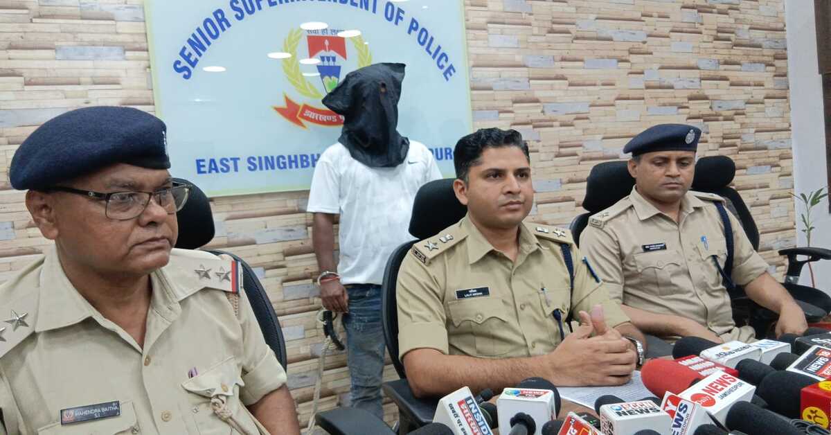 Jamshedpur News: जमशेदपुर में पुलिस की बड़ी कार्रवाई: सिदगोड़ा में संदिग्ध युवक गिरफ्तार, देशी पिस्टल बरामद