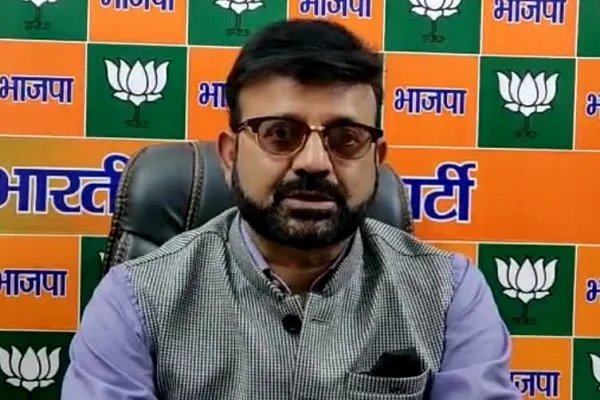 झारखंड में वित्तीय अनियमितताओं पर बीजेपी की आलोचना, प्रतुल ने कहा- बजट का 15% खर्च नहीं हुआ