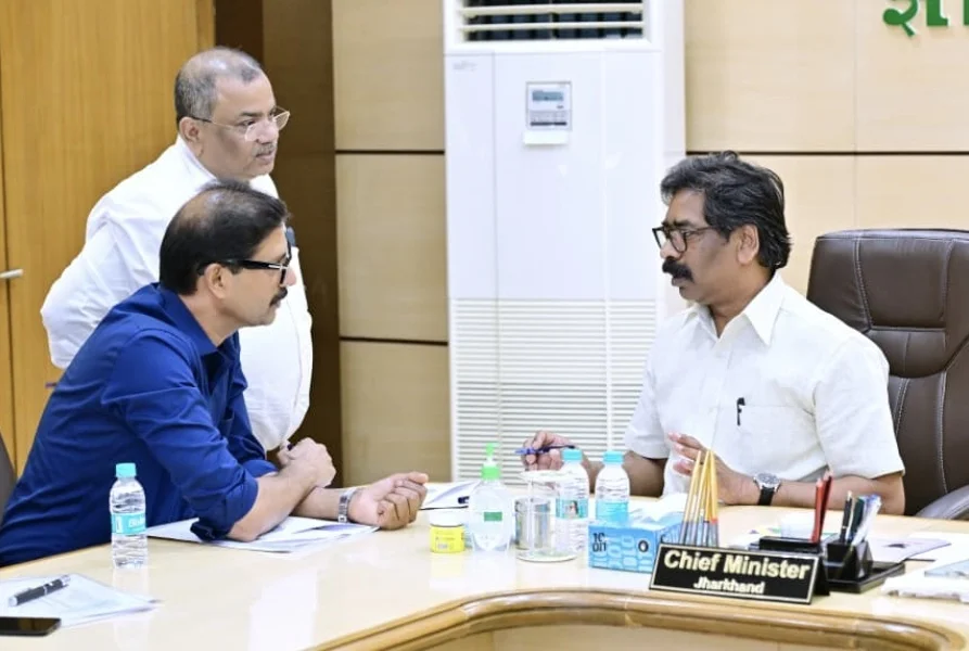 सिरमटोली-कांटाटोली कनेक्टिंग फ्लाईओवर की सीएम ने की समीक्षा, तेज काम करने की दी हिदायत