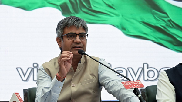 APP से BJP में आए संदीप पाठक पर लटकी गिरफ्तारी की तलवार, पंजाब में गैर जमानती धाराओं में दो केस दर्ज, पुलिस घर पहुंची तो गाड़ी में बैठकर निकले