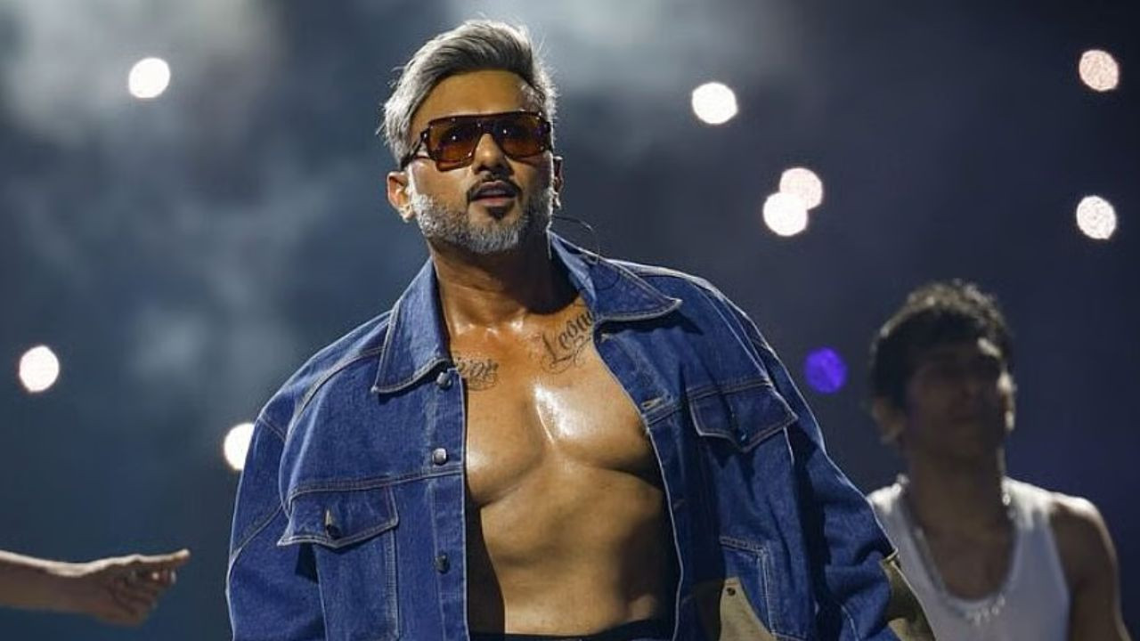 हनी सिंह ने 'Volume 1' गाने से किया इनकार, दिल्ली हाई कोर्ट ने रैपर को हलफनामा दाखिल करने का दिया निर्देश | Honey Singh denies singing Volume 1 Delhi High Court directs rapper to file affidavit