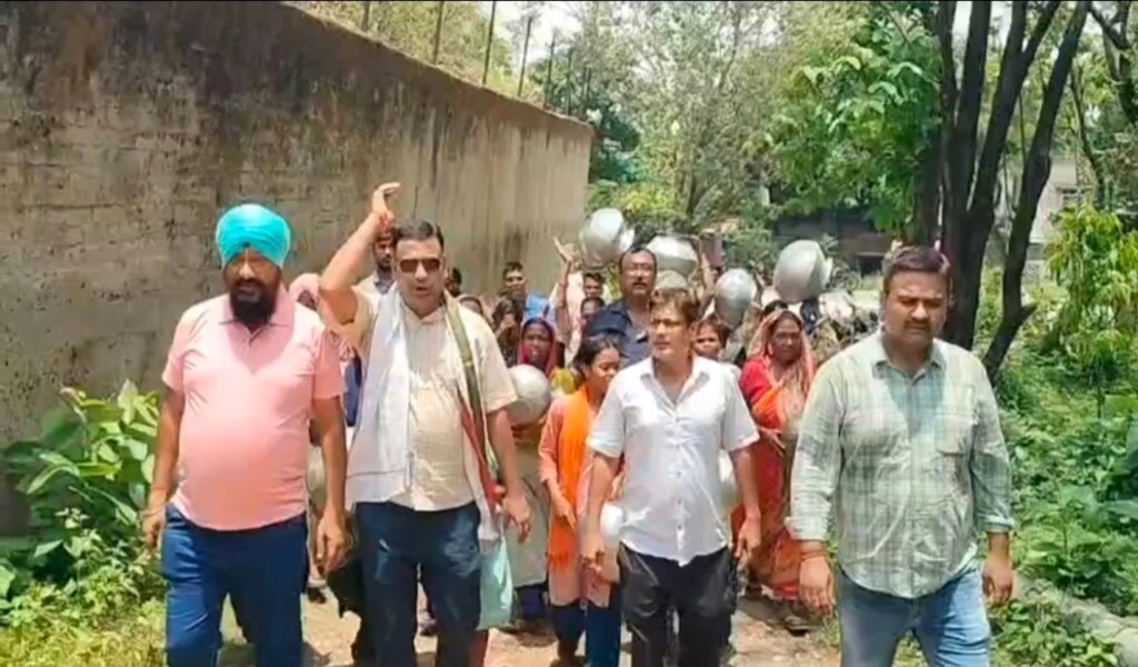 Govindpur Water Supply Scheme Stalled; People Take to the Streets