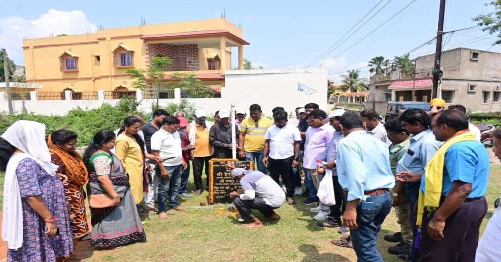 Jamshedpur News: घाघीडीह पंचायत में विकास की नई सौगात, विधायक संजीव सरदार ने 33 लाख की योजनाओं का किया शिलान्यास