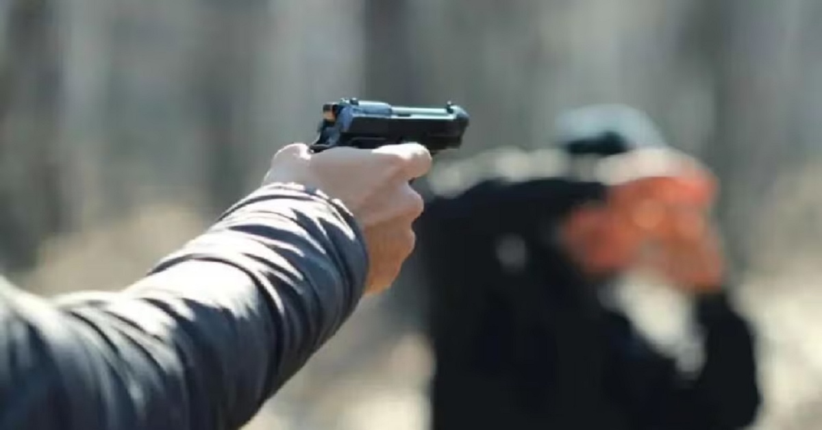 Jamshedpur Firing : जुगसलाई में यूनिक कलेक्शन कपड़ा दुकान के मालिक पर फायरिंग के मामले में FIR दर्ज
