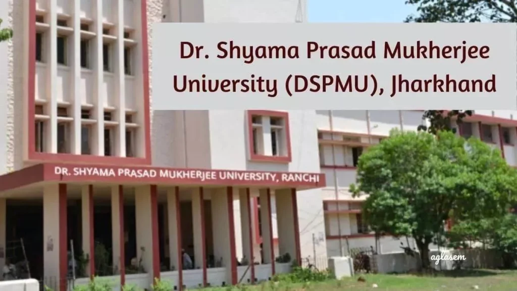 डीएसपीएमयू में फीस बढ़ोतरी पर छात्रों का हंगामा, प्रदर्शन जारी