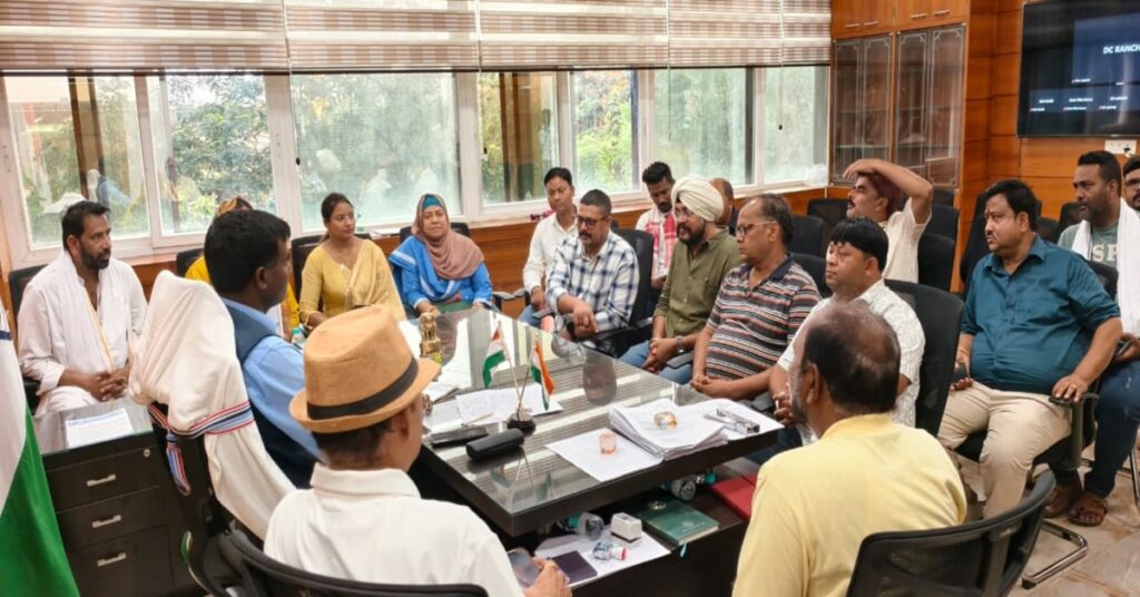 RANCHI NEWS: रांची को आदर्श शहर बनाने में जनप्रतिनिधियों की भूमिका अहम, जानें ऐसा क्यों कहा उपायुक्त ने