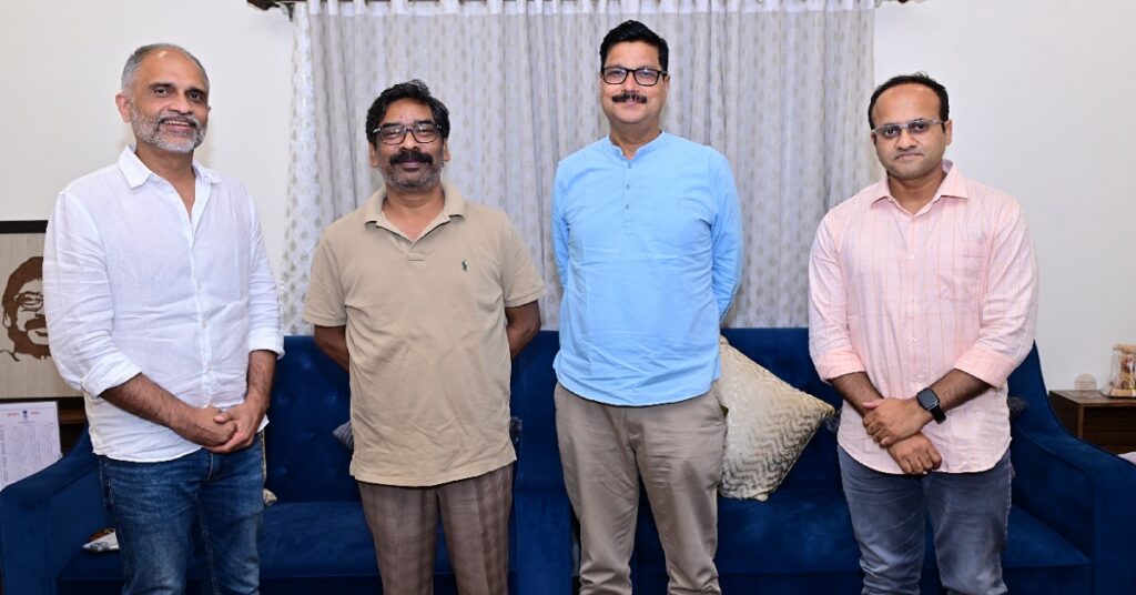 CM Hemant से मिले अजीम प्रेमजी फाउंडेशन के सीईओ; मेडिकल यूनिवर्सिटी और अस्पताल परियोजना पर हुई चर्चा