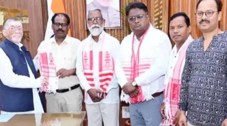 Adivasi Chhatra Sangh ने राज्यपाल को ज्ञापन सौंपा; परिसीमन और सरना धर्म कोड पर उठाए सवाल