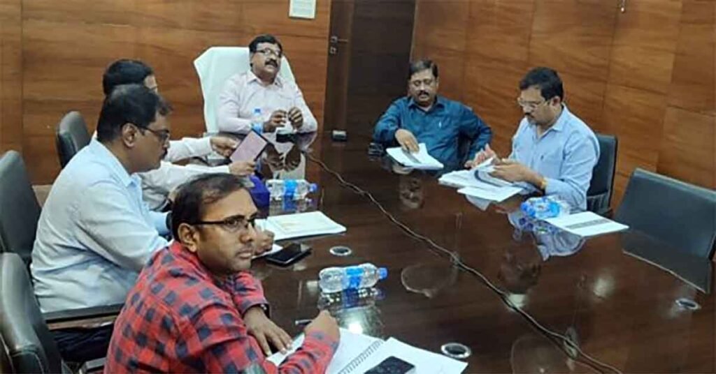 Jharkhand SIR : आज से घर-घर जाएंगे BLO, बिना दस्तावेज भरें इन्यूमरेशन फॉर्म, 5 अगस्त को जारी होगी ड्राफ्ट मतदाता सूची