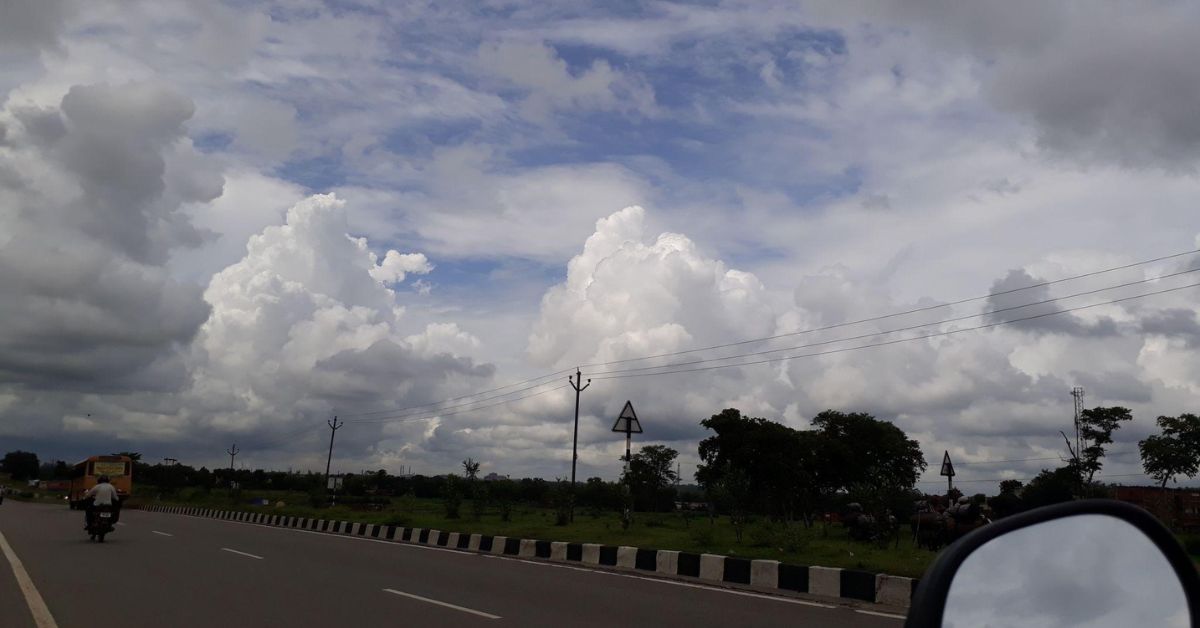 Jharkhand Weather Update : झारखंड में बदला मौसम, राज्य के कई जिलों में तेज आंधी, भारी बारिश और वज्रपात की आशंका