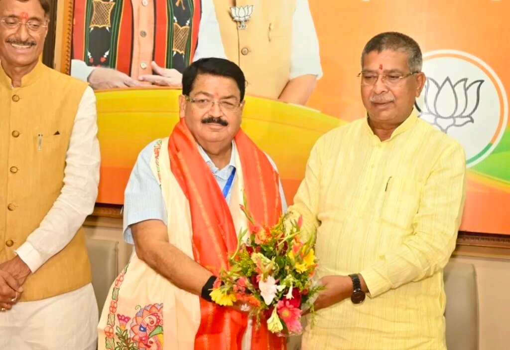 राज्यसभा चुनाव : परिमल नाथवानी की जीत से झारखंड भाजपा में जश्न, नेताओं ने दी बधाई