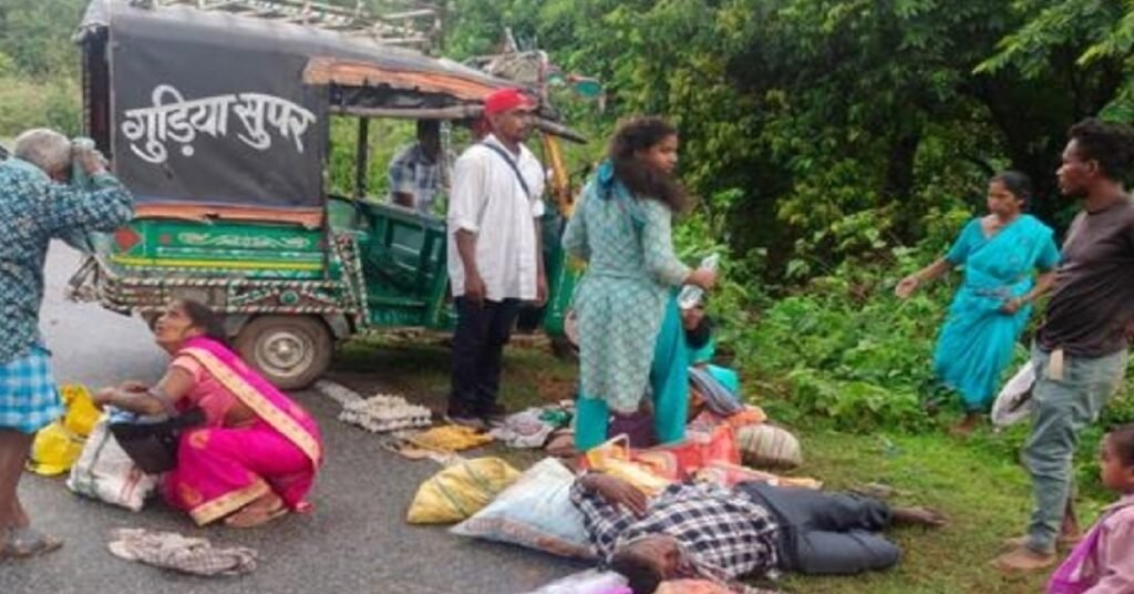 Rania Accident: खूंटी में ट्रैक्टर की टक्कर से यात्रियों से भरा ऑटो पलटा, महिला की मौत; 8 घायल