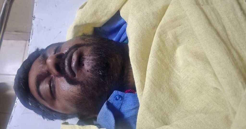 Chaibasa news : चाईबासा-तांतनगर मार्ग पर बाइक दुर्घटना, पेड़ से टकराते ही हो गया लहूलुहान, मौत