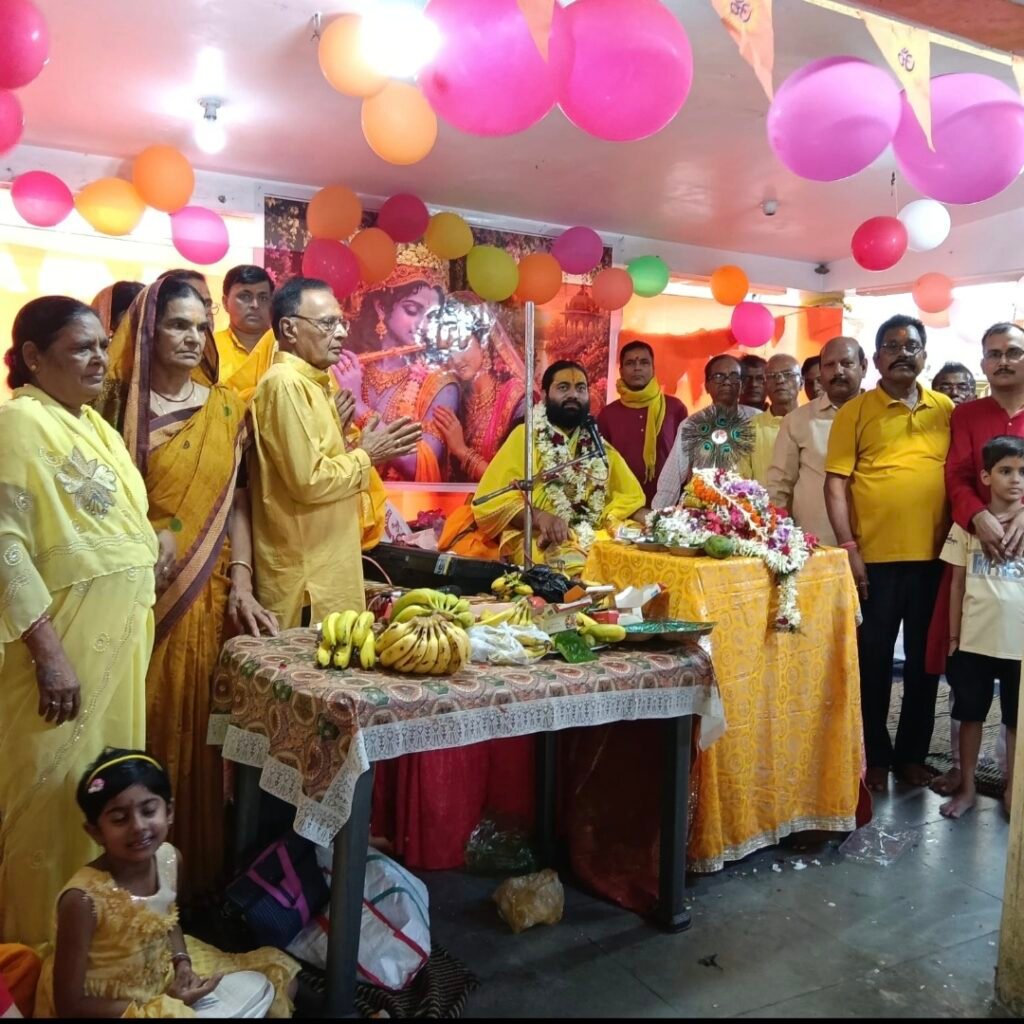 Jamshedpur News : जमशेदपुर के श्री श्री करुणामयी काली एवं हनुमान मंदिर में कृष्ण जन्माष्टमी महोत्सव की तैयारी शुरू, आयोजन समिति का गठन