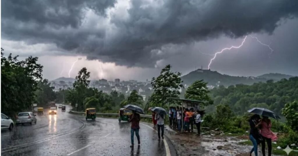 Jharkhand Mausam : रांची-चतरा समेत 13 जिलों में भारी बारिश का अलर्ट, 23 जुलाई तक येलो अलर्ट जारी
