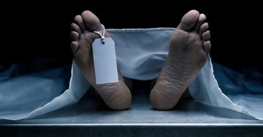 Palamu News : ट्रेन में चढ़ने के दौरान पैर फिसलने से धनबाद जा रहे मजदूर की मौत, एमएमसीएच पहुंचने से पहले तोड़ दिया दम