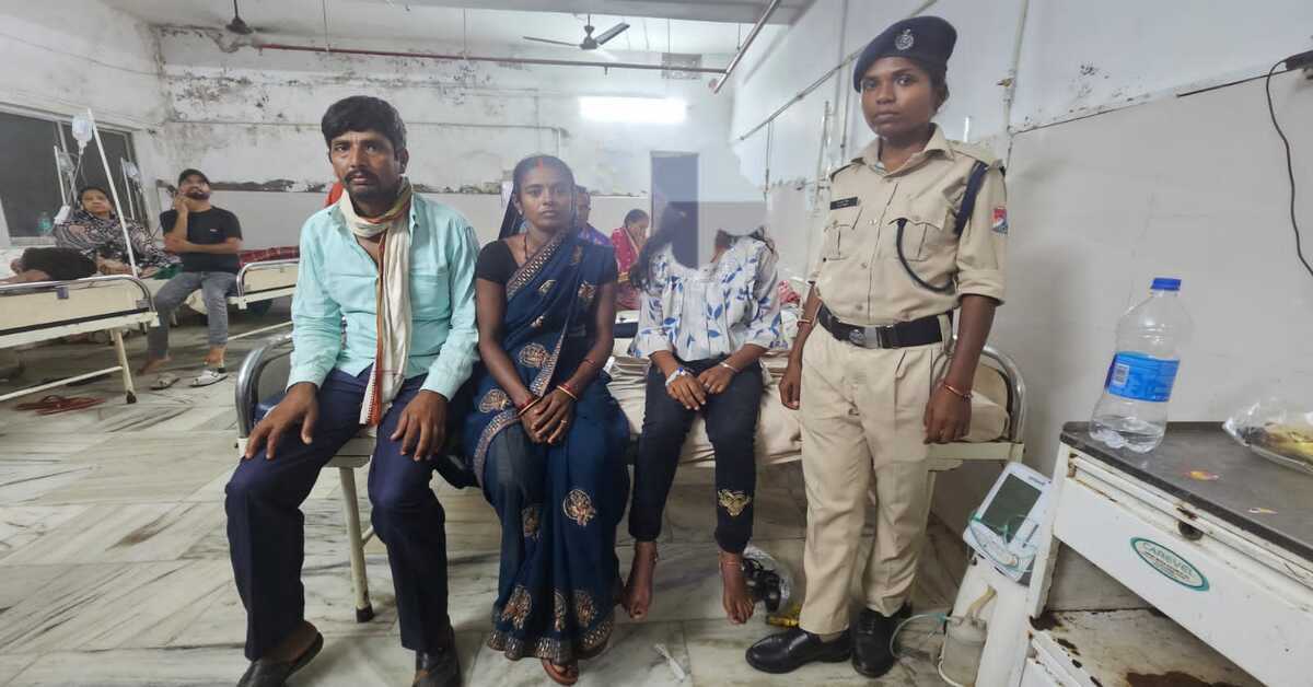 Lohardaga Rail News : लोहरदगा में RPF ने बचाई नाबालिग की जान, आत्महत्या के प्रयास के बाद परिजनों से कराया सुरक्षित मिलान