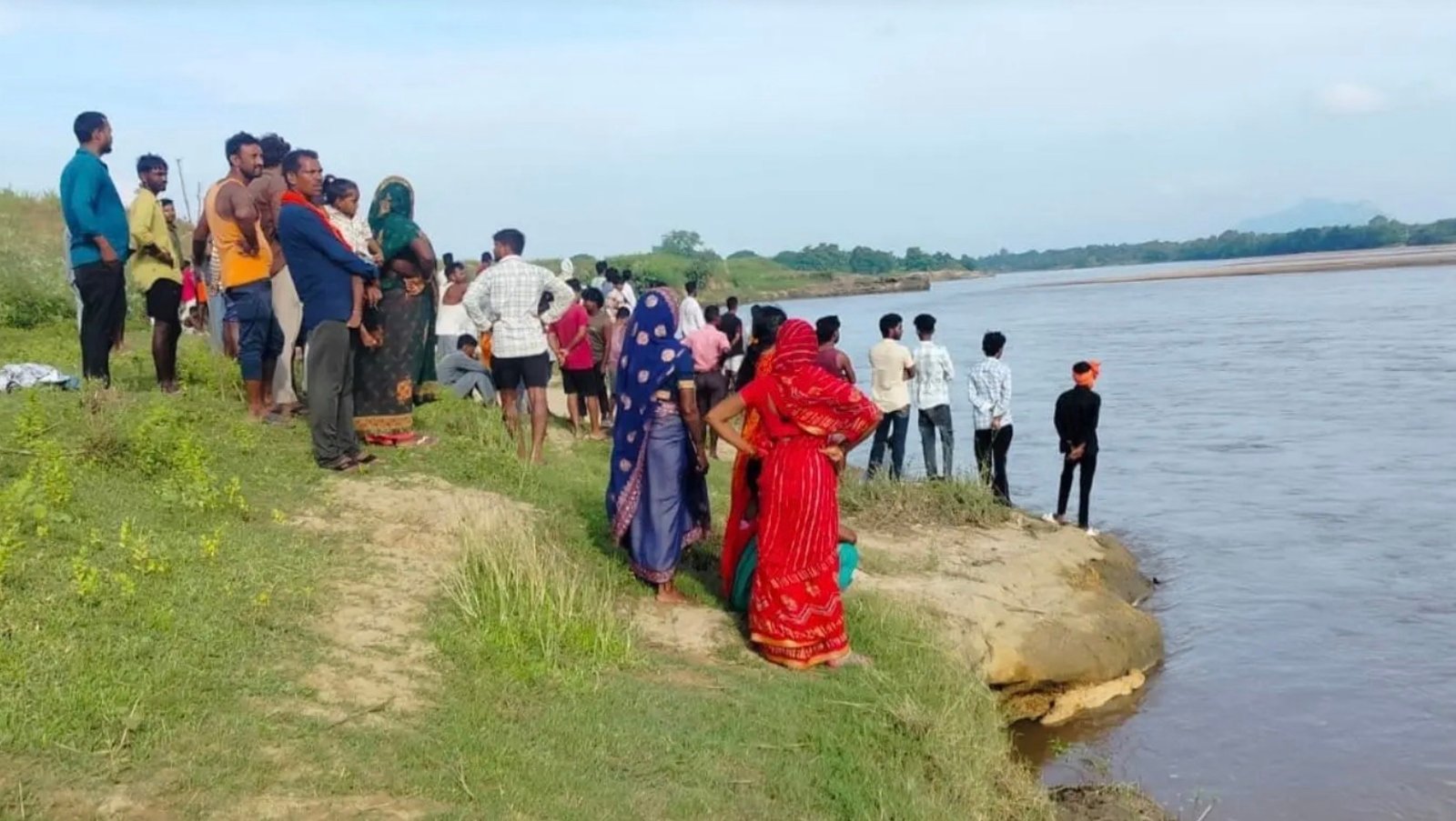 करमा विसर्जन के दौरान बड़ी दुर्घटना, कोयल नदी में डूबे पांच युवक, चार श’व बरामद