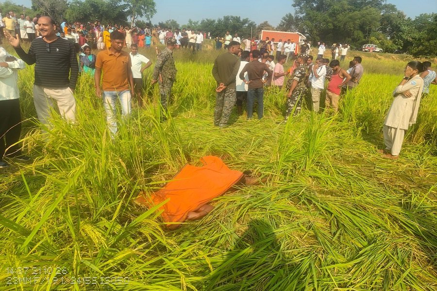 नावाबाजार में लापता महिला का धान के खेत में मिला शव