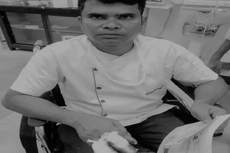 टाटा मोटर्स कैंटीन में हादसा, कर्मी की एक उंगली कटी